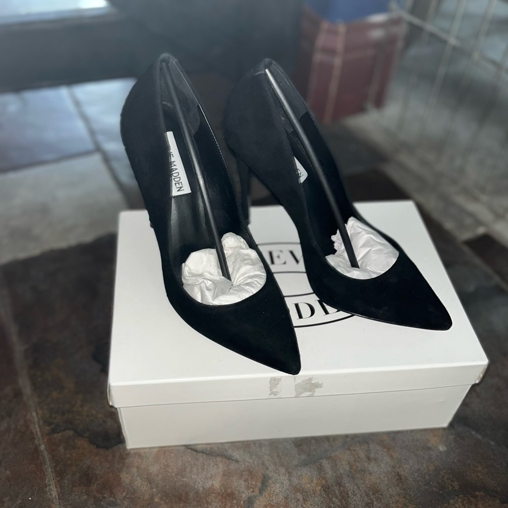 Steve Madden black Saude pumps 6.5